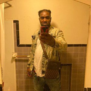 Meet your Posher, Chris